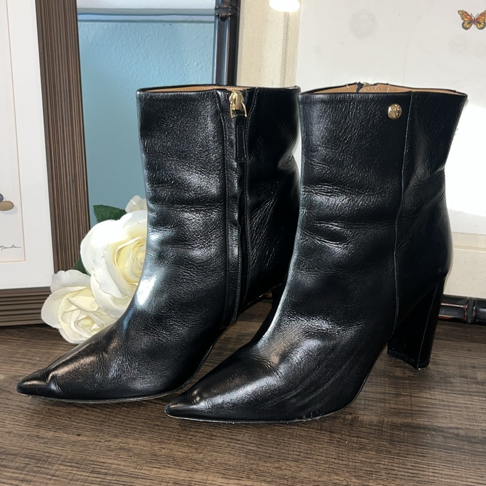 TORY BURCH Made in Italy Penelope Black Leather Heeled Ankle boots sz 7.5 EUC
